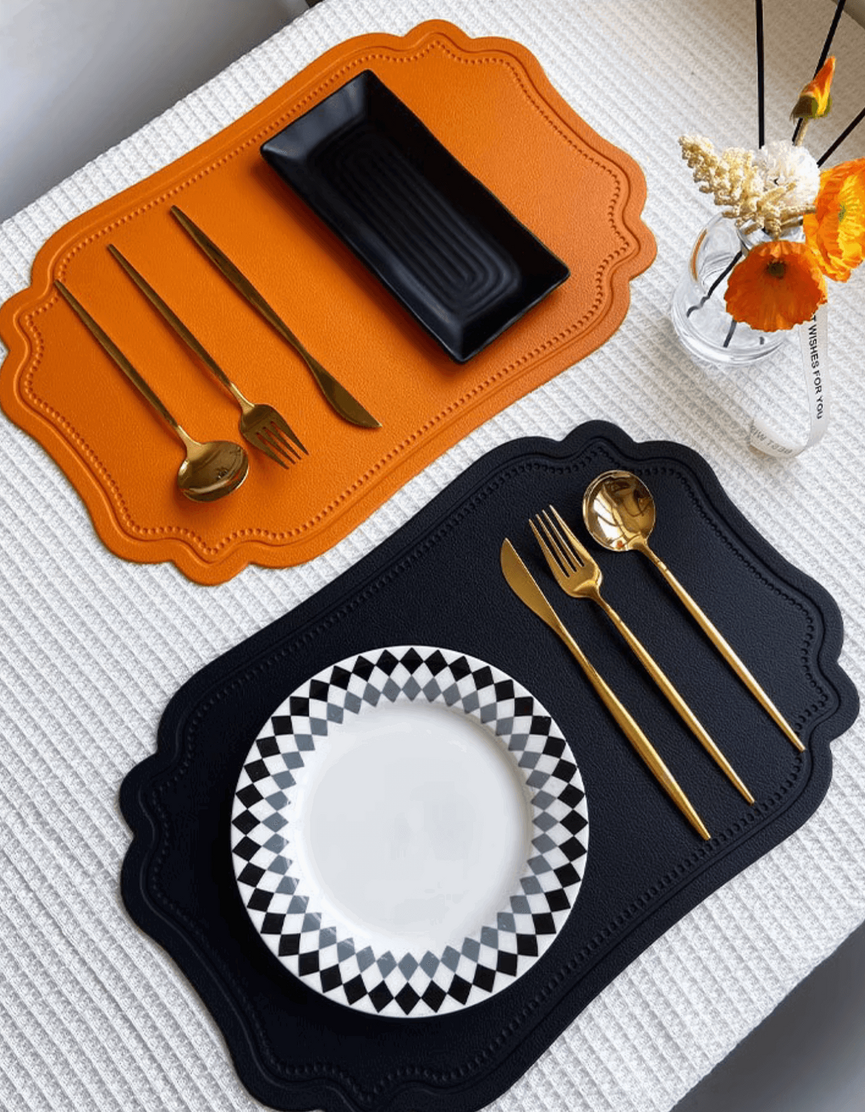 LaBelle Place Mat with curved edges, crafted from elegant faux leather, water- and heat-resistant, adding sophistication to any table setting