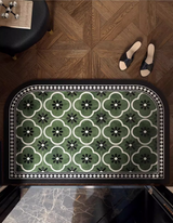 French-inspired Versailles Tile Door Mat with classic quatrefoil motif.